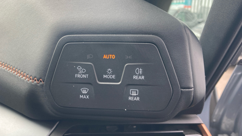 CUPRA Born 169kW e-Boost V2 58kWh 5dr Auto Electric Hatchback